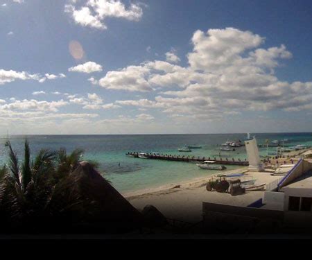 Casa Toucan Webcam in Puerto Morelos, Mexico